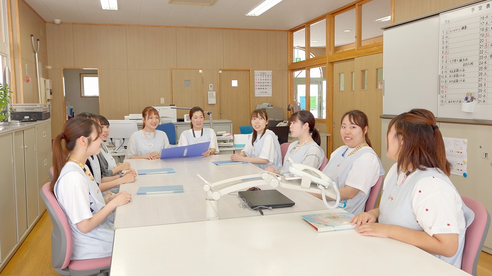 採用情報